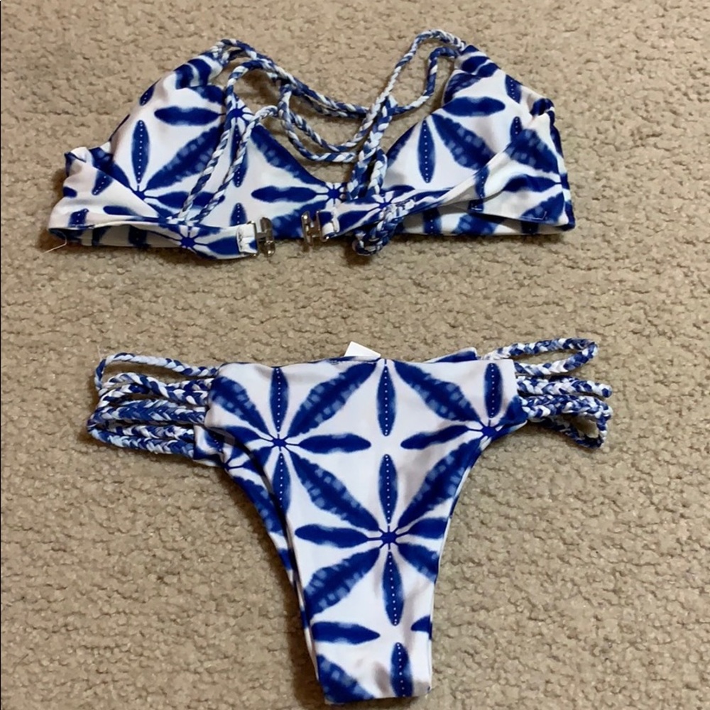 patterned bikini set - Picture 2 of 2